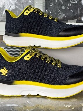 Rabbit Men's Athletic Running Shoes in Deep Blue Black and Yellow Sz 12 M